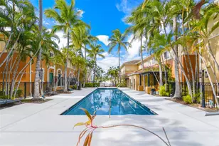 2811 NE 185th St, Aventura, FL 33180 - Photo 35