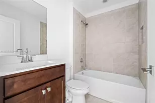 2431 SE 10th Ct, Homestead, FL 33035 - Photo 19