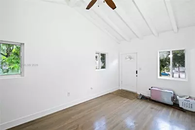 117 NE 95th St, Miami Shores, FL 33138 - Photo 27