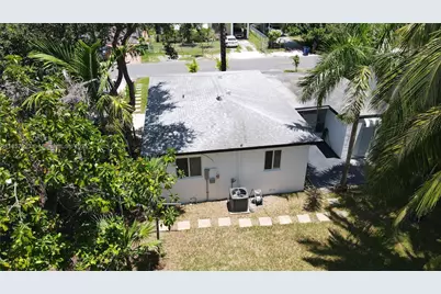 270 NE 162nd St, Miami, FL 33162 - Photo 45