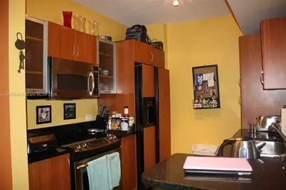 18800 NE 29th Ave #902, Aventura, FL 33180 - Photo 9