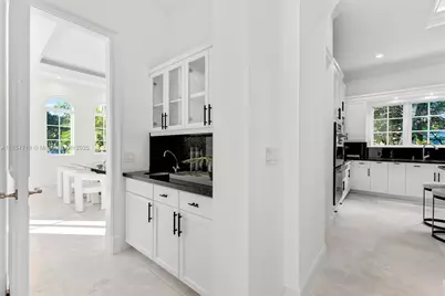 9941 SW 60th Ct, Pinecrest, FL 33156 - Photo 17