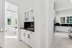 9941 SW 60th Ct, Pinecrest, FL 33156 - Photo 17