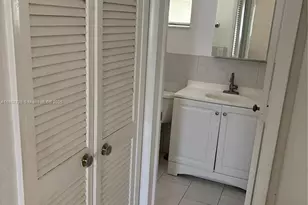 1301 N 12th Ct, Hollywood, FL 33019 - Photo 7