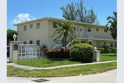1301 N 12th Ct #5A, Hollywood, FL 33019 - Photo 1