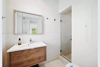 36 Phoenetia Ave, Coral Gables, FL 33134 - Photo 21