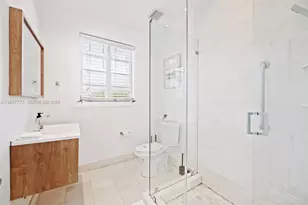 36 Phoenetia Ave, Coral Gables, FL 33134 - Photo 19