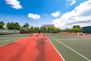 10444 NW 30th Ct, Sunrise, FL 33322 - Photo 5