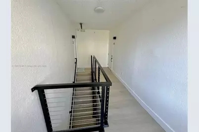 1376 NW 35th St, Miami, FL 33142 - Photo 17