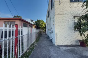 1376 NW 35th St, Miami, FL 33142 - Photo 3