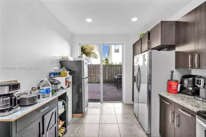 1429 SE 26th Ave, Homestead, FL 33035 - Photo 11