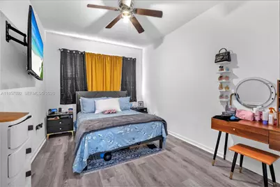 1429 SE 26th Ave, Homestead, FL 33035 - Photo 17