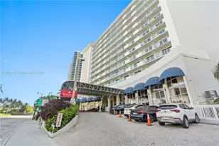 19201 Collins Ave, Sunny Isles Beach, FL 33160 - Photo 15