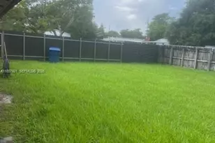 3985 NW 165th St, Miami Gardens, FL 33054 - Photo 9