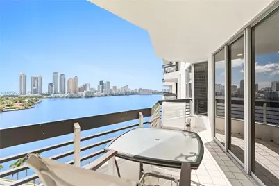 3600 Mystic Pointe Dr #1616, Aventura, FL 33180 - Photo 3