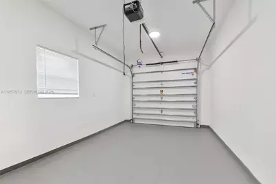 1366 NW 75th St, Miami, FL 33147 - Photo 11