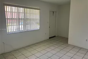 832 NE 5th Ave, Homestead, FL 33030 - Photo 5