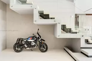 493 Holiday Dr, Hallandale Beach, FL 33009 - Photo 31