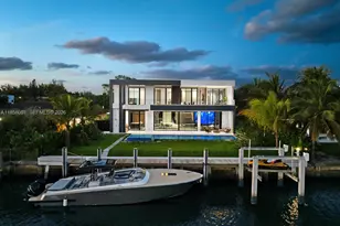 493 Holiday Dr, Hallandale Beach, FL 33009 - Photo 1