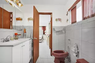 3711 SW 87th Ave, Miami, FL 33165 - Photo 31