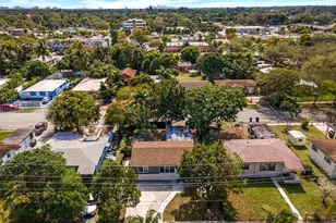 130 NE 169th Terrace, North Miami Beach, FL 33162 - Photo 3