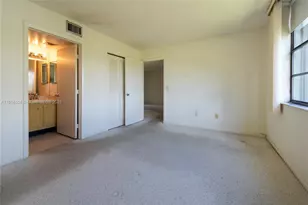 7301 NW 18th St, Margate, FL 33063 - Photo 13
