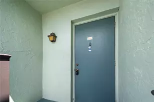 7301 NW 18th St, Margate, FL 33063 - Photo 7