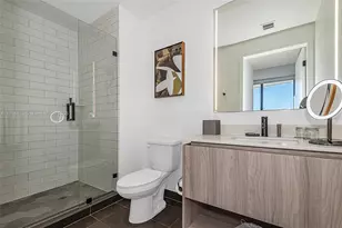 398 NE 5th St, Miami, FL 33132 - Photo 29