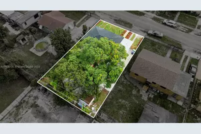 2941 NW 69th Ter, Miami, FL 33147 - Photo 35