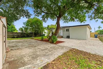 2941 NW 69th Ter, Miami, FL 33147 - Photo 25