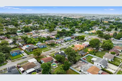 2941 NW 69th Ter, Miami, FL 33147 - Photo 39