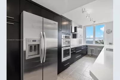 701 Brickell Key Blvd #1603, Miami, FL 33131 - Photo 7