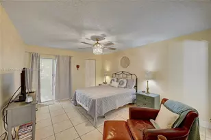 3186 Via Poinciana, Lake Worth, FL 33467 - Photo 19