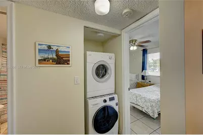 3186 Via Poinciana #203, Lake Worth, FL 33467 - Photo 17