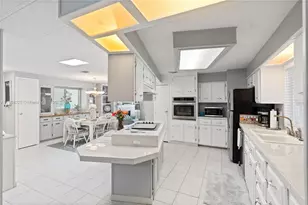 202 NW 52nd St, Deerfield Beach, FL 33064 - Photo 13