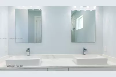 2901 SW 27th St SW, Lehigh Acres, FL 33976 - Photo 41