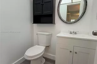 17570 Atlantic Blvd, Sunny Isles Beach, FL 33160 - Photo 13