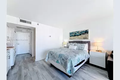 19201 Collins Ave #636, Sunny Isles Beach, FL 33160 - Photo 13