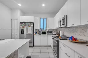 4450 NW 83rd Pkwy, Doral, FL 33166 - Photo 11