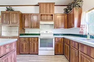 1320 Seminole Ave, Other City - In The State Of Florida, FL 33935 - Photo 5
