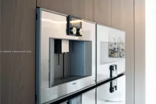 18501 Collins Ave, Sunny Isles Beach, FL 33160 - Photo 13