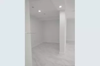 6424 Collins Ave #A-404, Miami Beach, FL 33141 - Photo 9