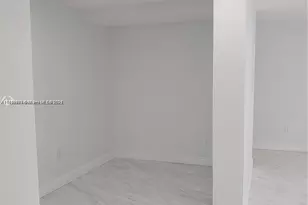 6424 Collins Ave, Miami Beach, FL 33141 - Photo 9