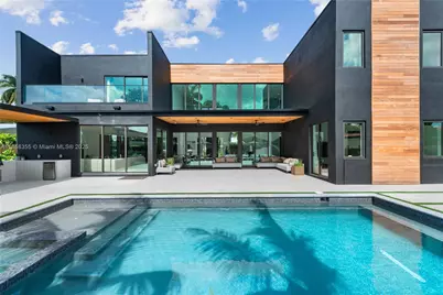 1960 NE 197th Ter, Miami, FL 33179 - Photo 33