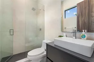 1960 NE 197th Terrace, Miami, FL 33179 - Photo 85