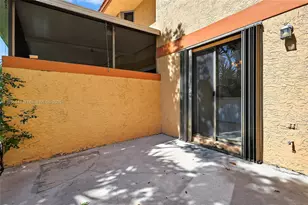 1042 SW 113th Terrace, Pembroke Pines, FL 33025 - Photo 25