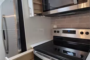 22731 SW 88th Pl, Cutler Bay, FL 33190 - Photo 17