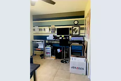 2212 SE Wald St, Port Saint Lucie, FL 34984 - Photo 9