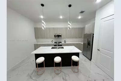 4255 SW 123rd Ter, Davie, FL 33330 - Photo 9