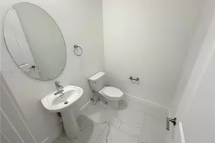 12239 SW 43rd St, Davie, FL 33330 - Photo 5